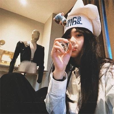 飞瀑情仇